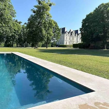 Chateau Du Maurier La Fontaine-Saint-Martin Exterior photo