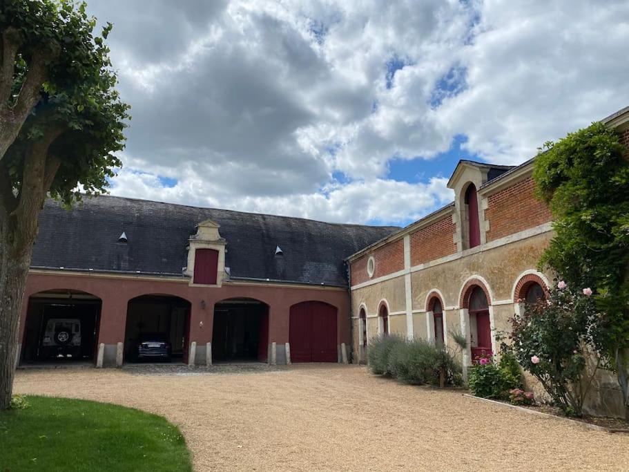 Chateau Du Maurier * La Fontaine-Saint-Martin