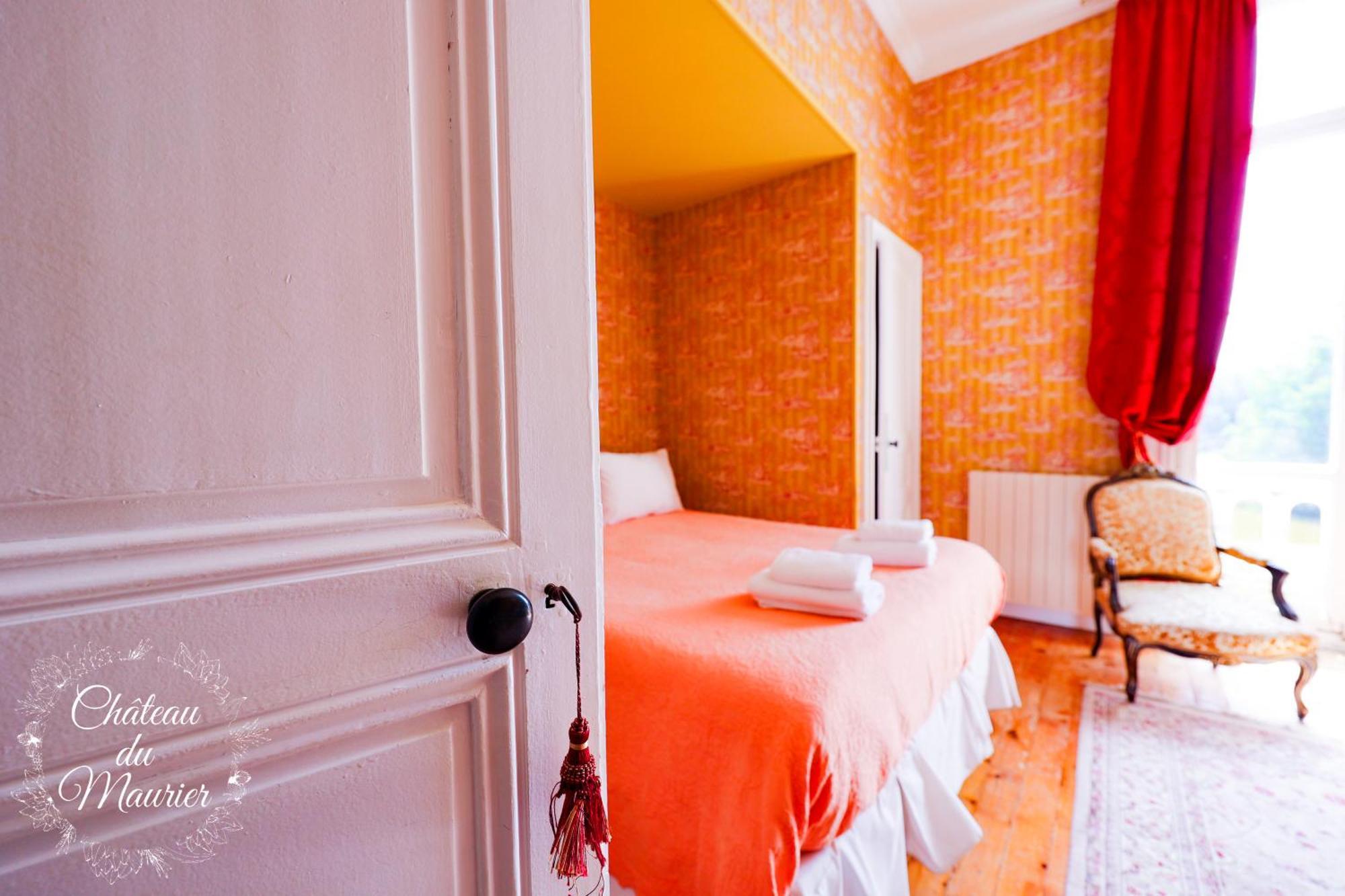 Chateau Du Maurier Holiday home La Fontaine-Saint-Martin