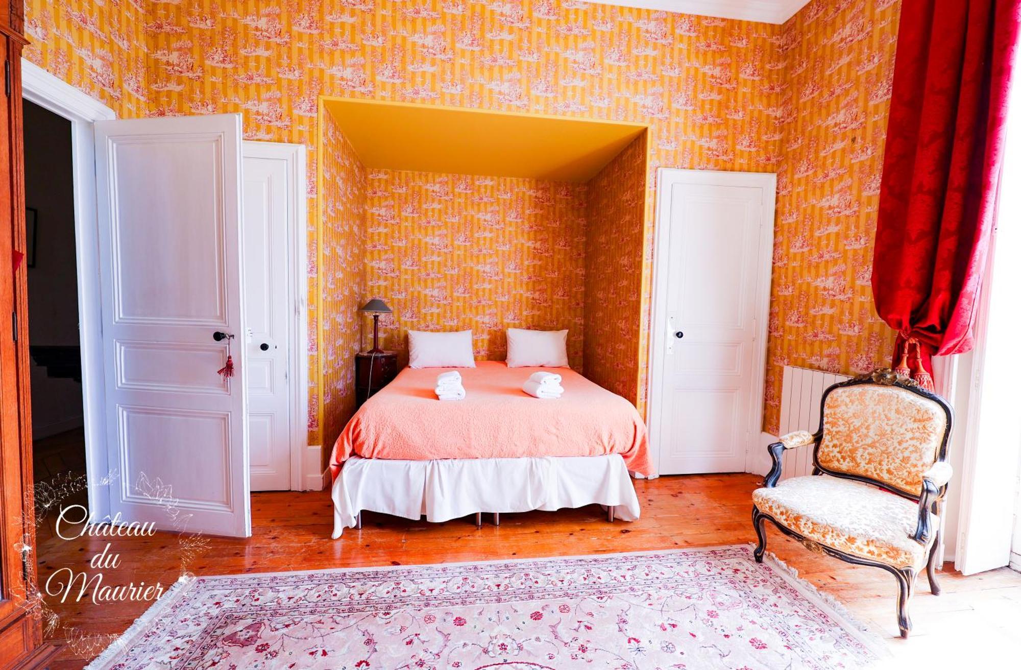 Holiday home Chateau Du Maurier La Fontaine-Saint-Martin