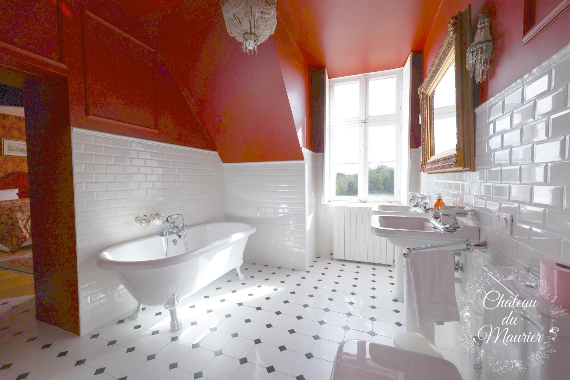 Chateau Du Maurier Holiday home La Fontaine-Saint-Martin