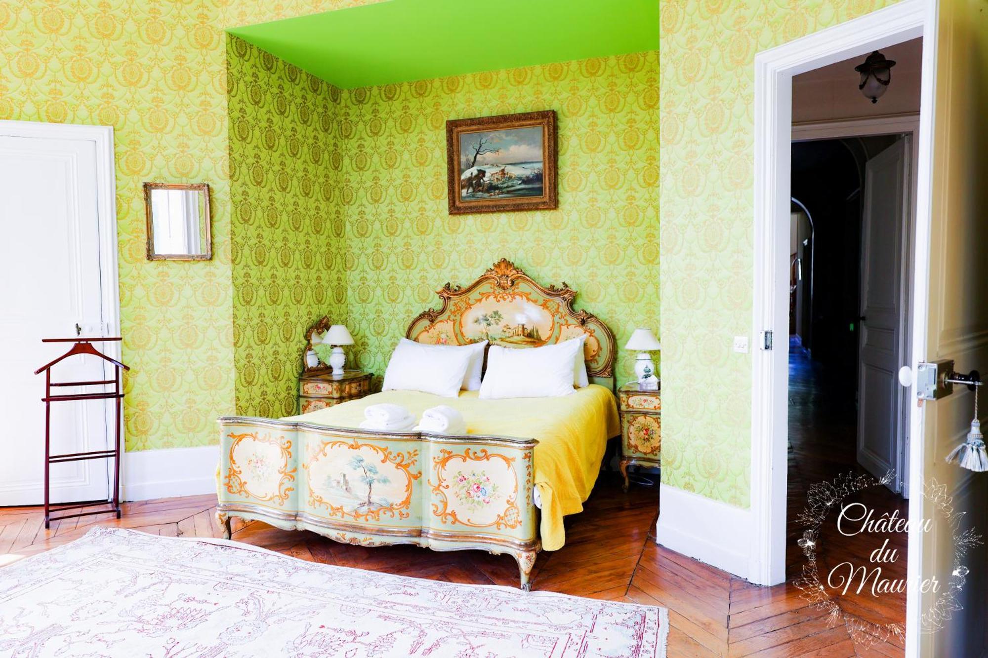 Holiday home Chateau Du Maurier La Fontaine-Saint-Martin